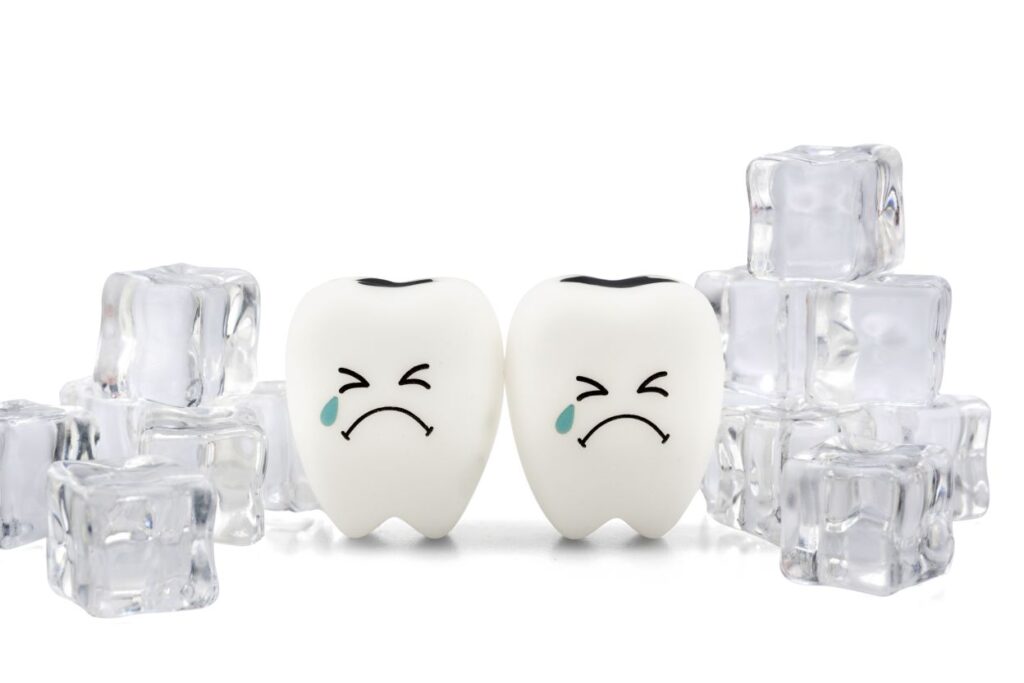 An AI image of two sensitive teeth